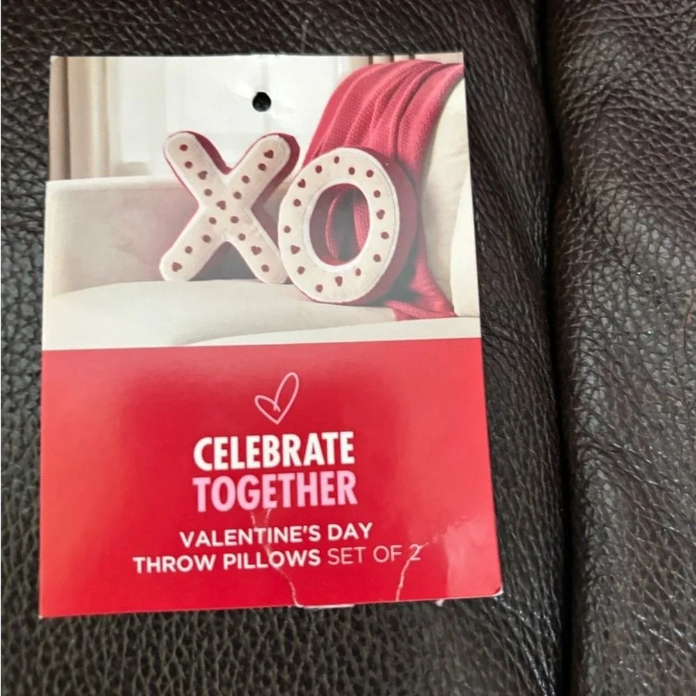 Celebrate Together‎ Letter XO Heart Pillows in Red & Cream Valentines 12